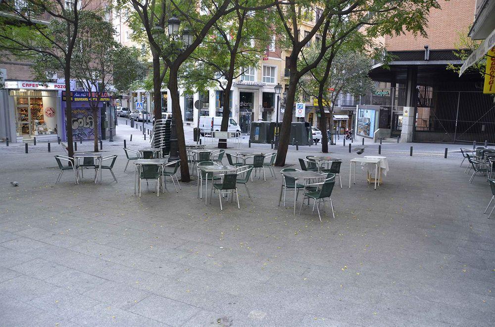 Euromadrid Pansiyon Dış mekan fotoğraf